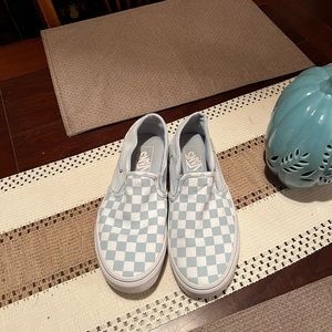 Womens 7.5 checkered vans
